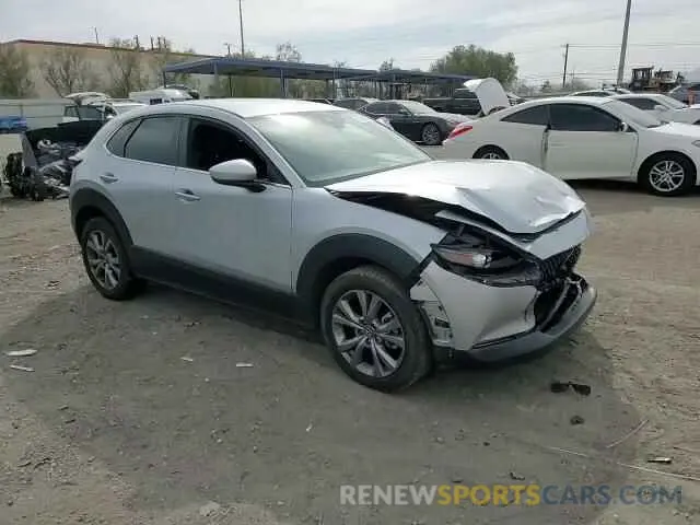 14 fotografías del automóvil dañado 3MVDMABLXMM256327 MAZDA CX30 2021