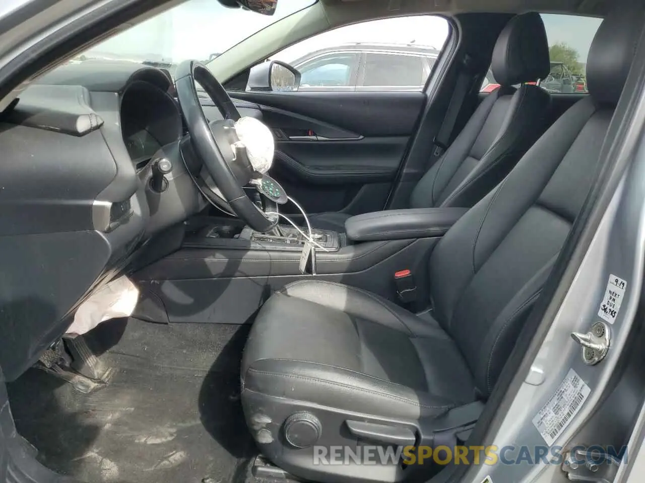 7 fotografías del automóvil dañado 3MVDMABLXMM256327 MAZDA CX30 2021