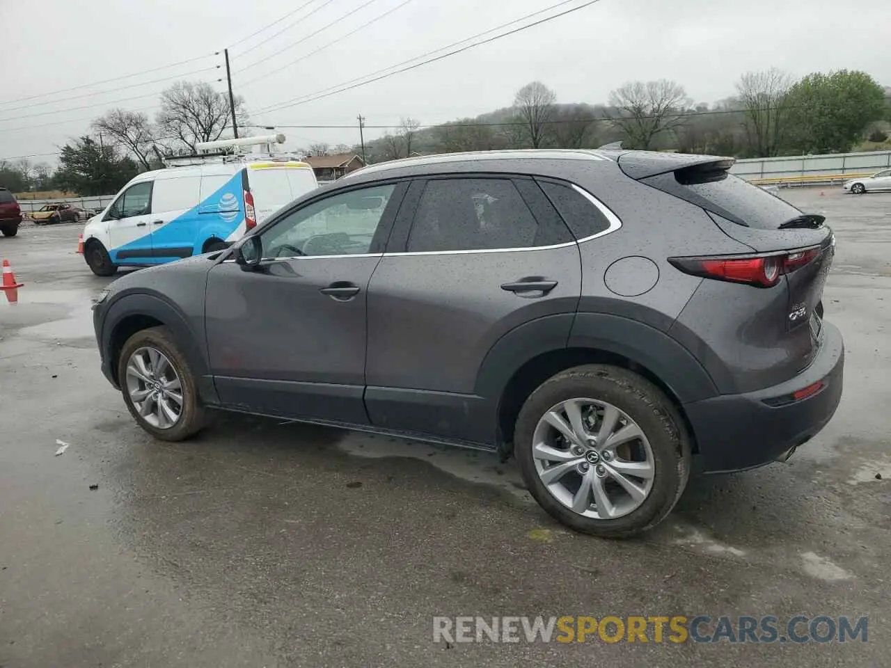 2 fotografías del automóvil dañado 3MVDMADL9MM203664 MAZDA CX30 2021