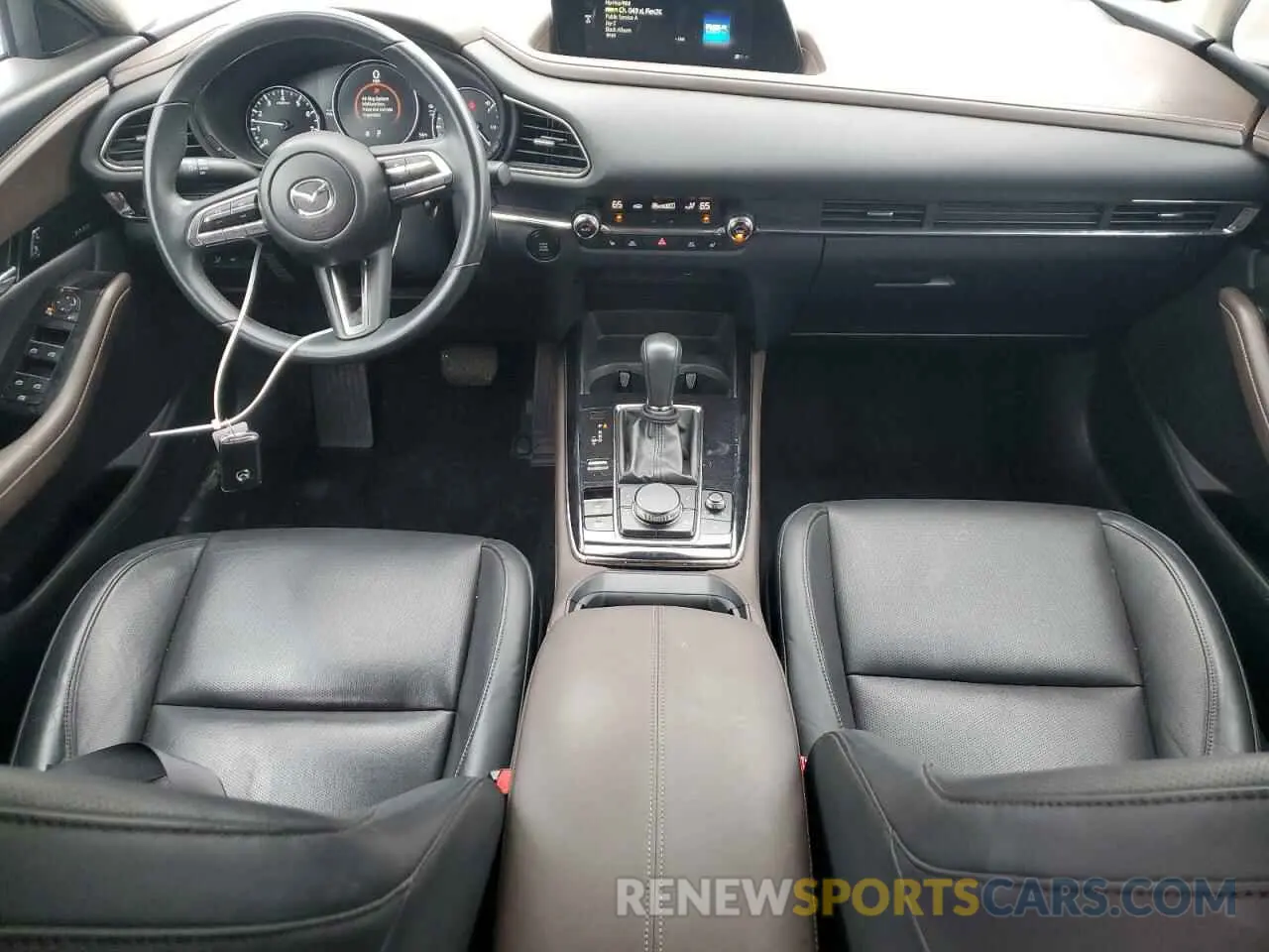 8 fotografías del automóvil dañado 3MVDMADL9MM203664 MAZDA CX30 2021