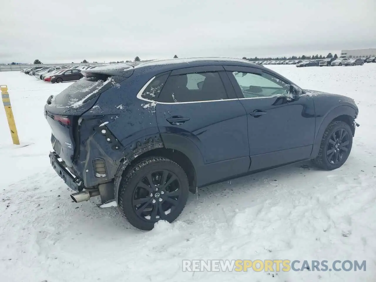 3 fotografías del automóvil dañado 3MVDMBAYXMM264754 MAZDA CX30 2021