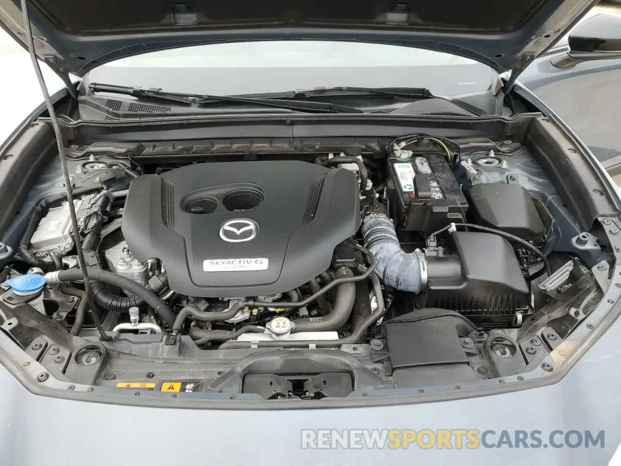 12 fotografías del automóvil dañado 3MVDMBAYXMM314228 MAZDA CX30 2021