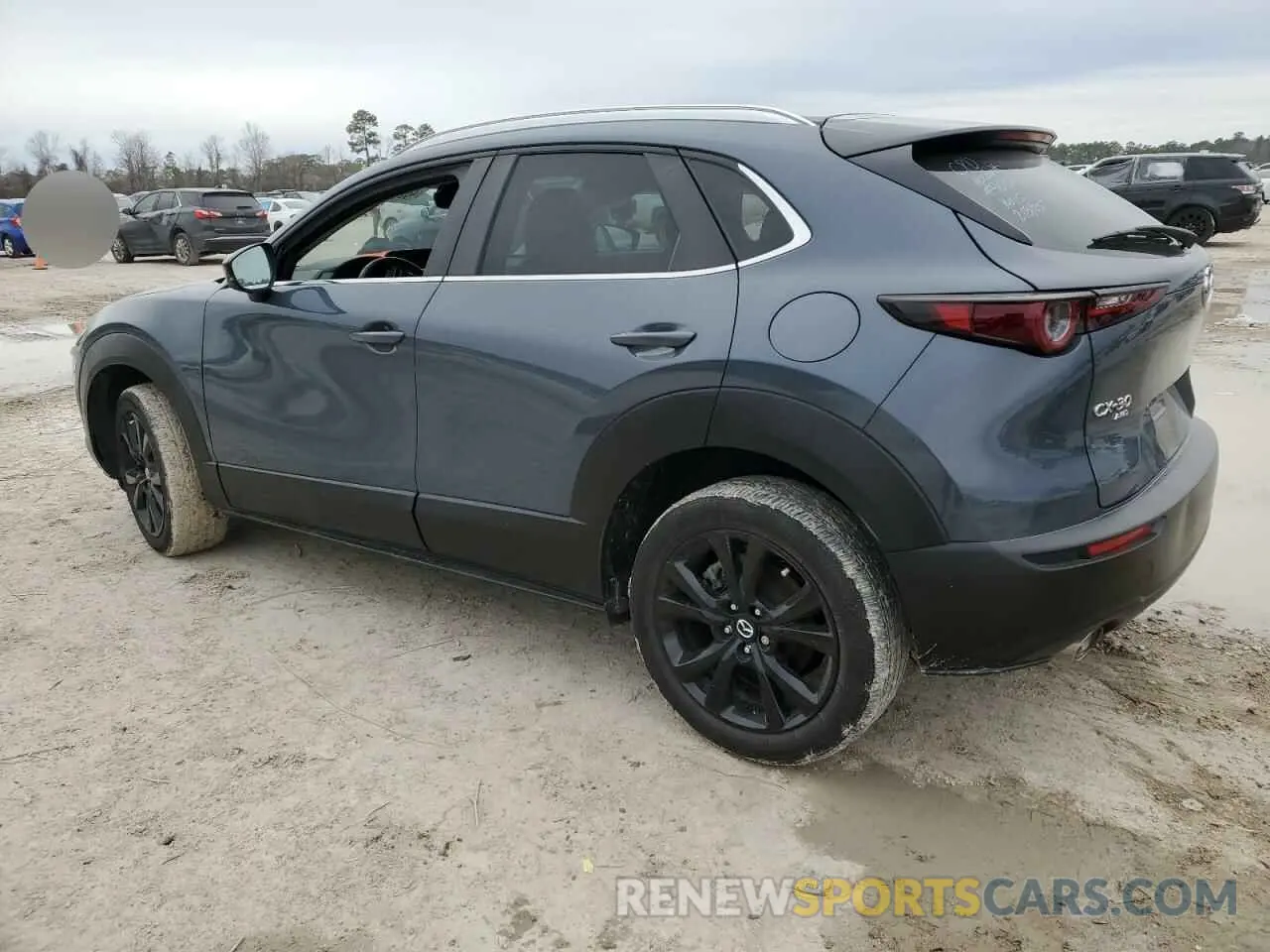 2 fotografías del automóvil dañado 3MVDMBAYXMM314228 MAZDA CX30 2021