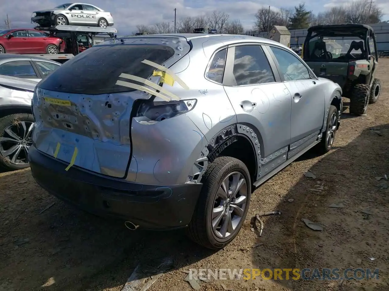 4 fotografías del automóvil dañado 3MVDMBBL1MM304920 MAZDA CX30 2021