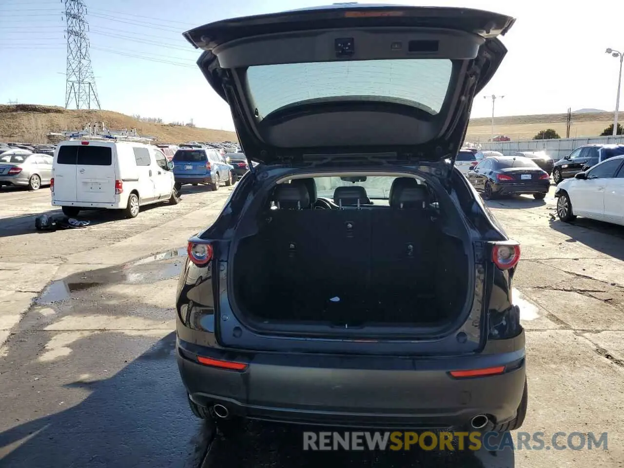 6 fotografías del automóvil dañado 3MVDMBBL6MM247159 MAZDA CX30 2021