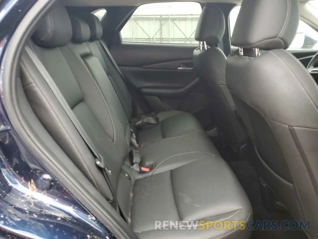10 fotografías del automóvil dañado 3MVDMBBLXMM219719 MAZDA CX30 2021