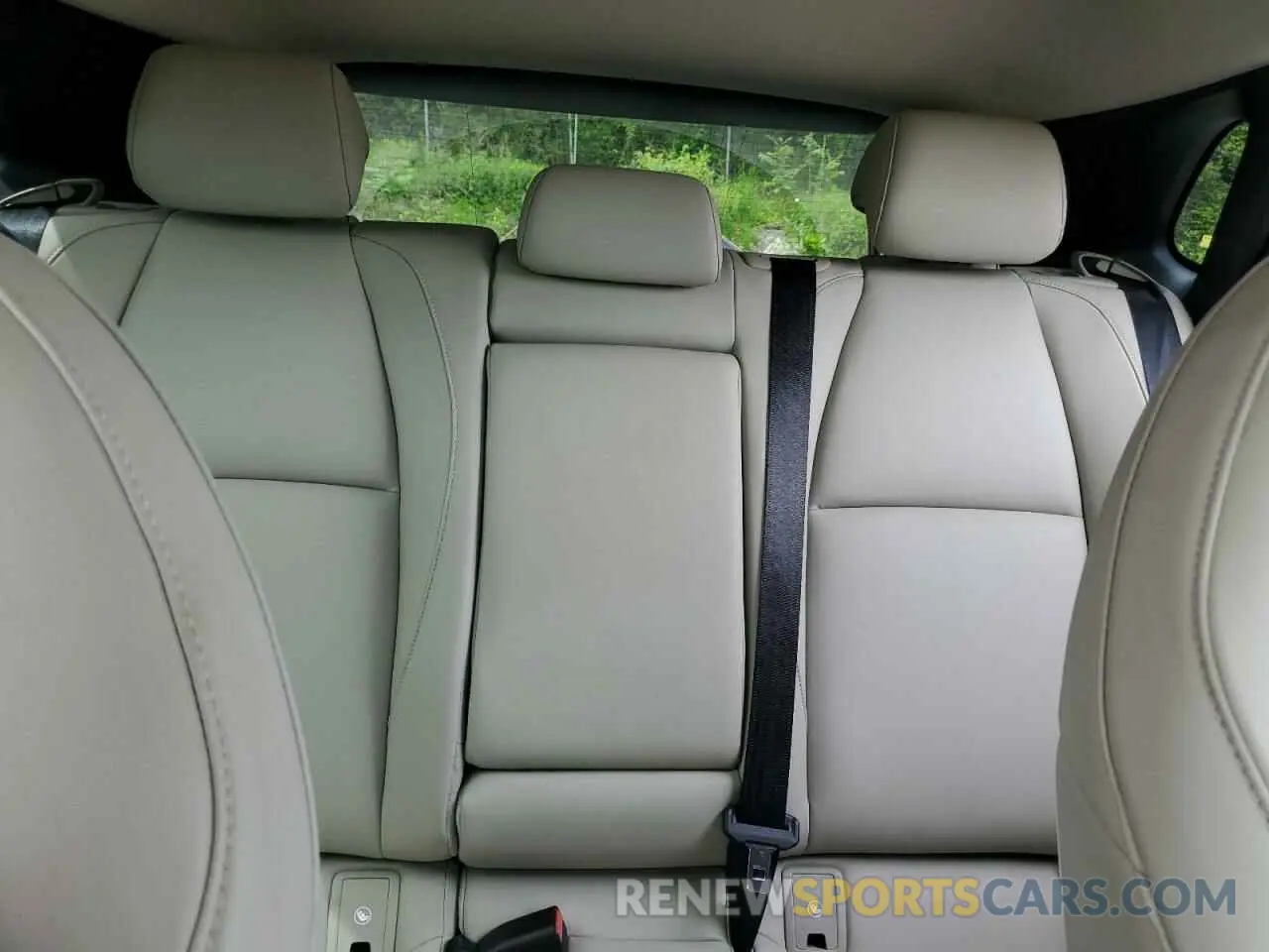 10 fotografías del automóvil dañado 3MVDMBCL1MM256818 MAZDA CX30 2021