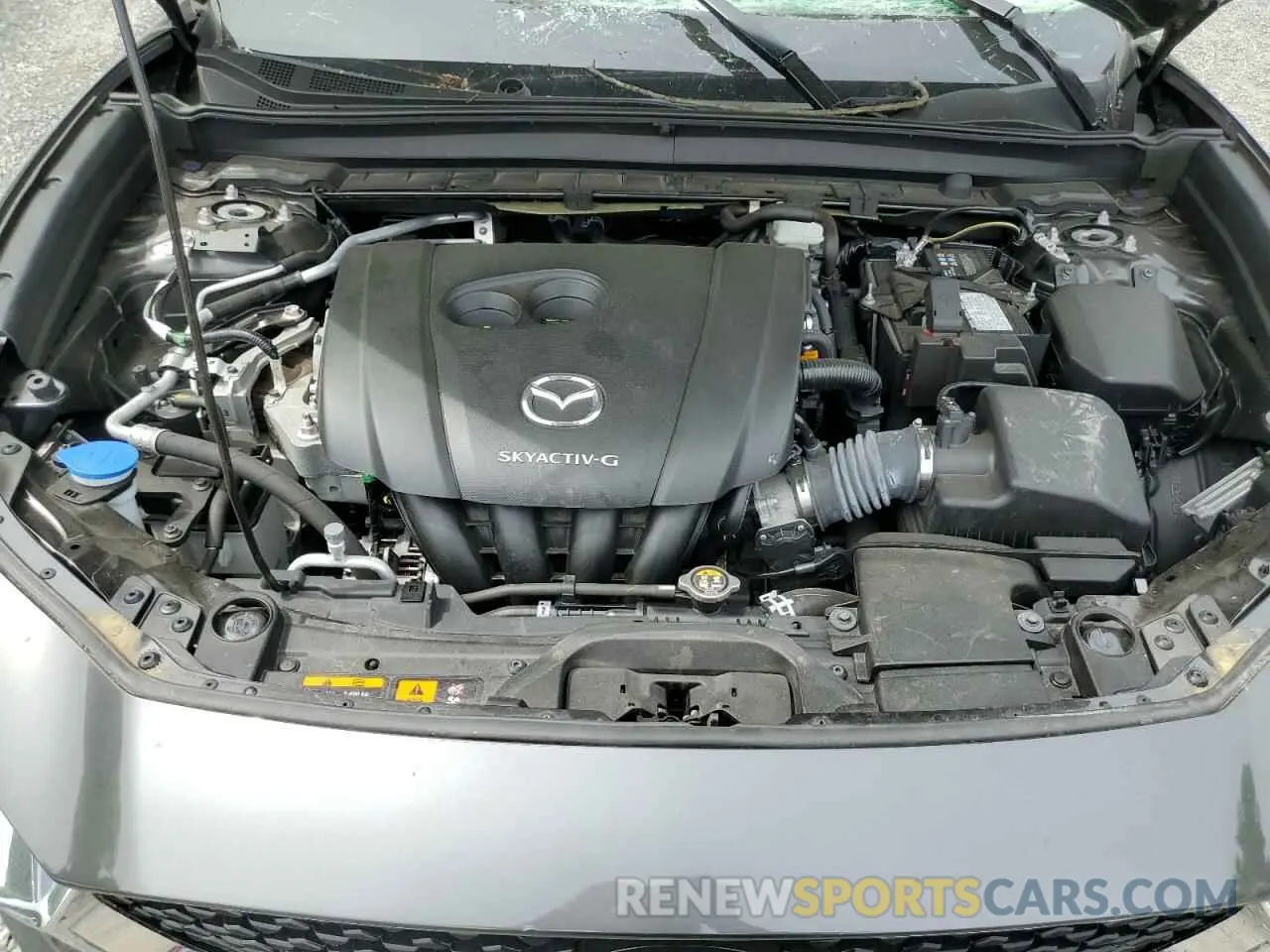 12 fotografías del automóvil dañado 3MVDMBCL1MM256818 MAZDA CX30 2021