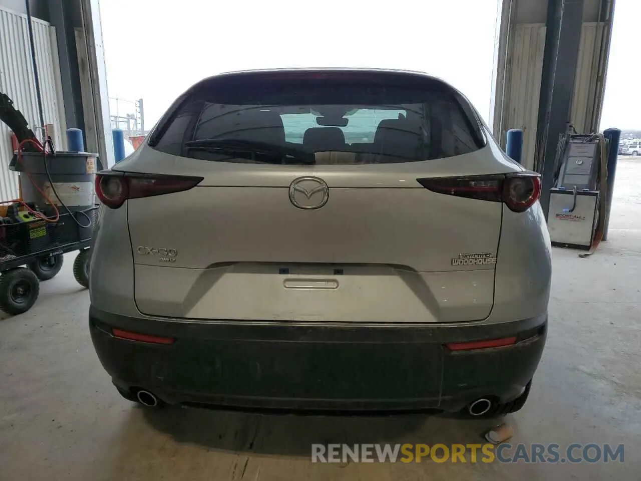 6 fotografías del automóvil dañado 3MVDMBCL5MM271404 MAZDA CX30 2021