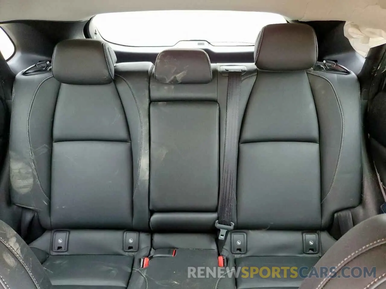 10 fotografías del automóvil dañado 3MVDMBCL6MM226892 MAZDA CX30 2021