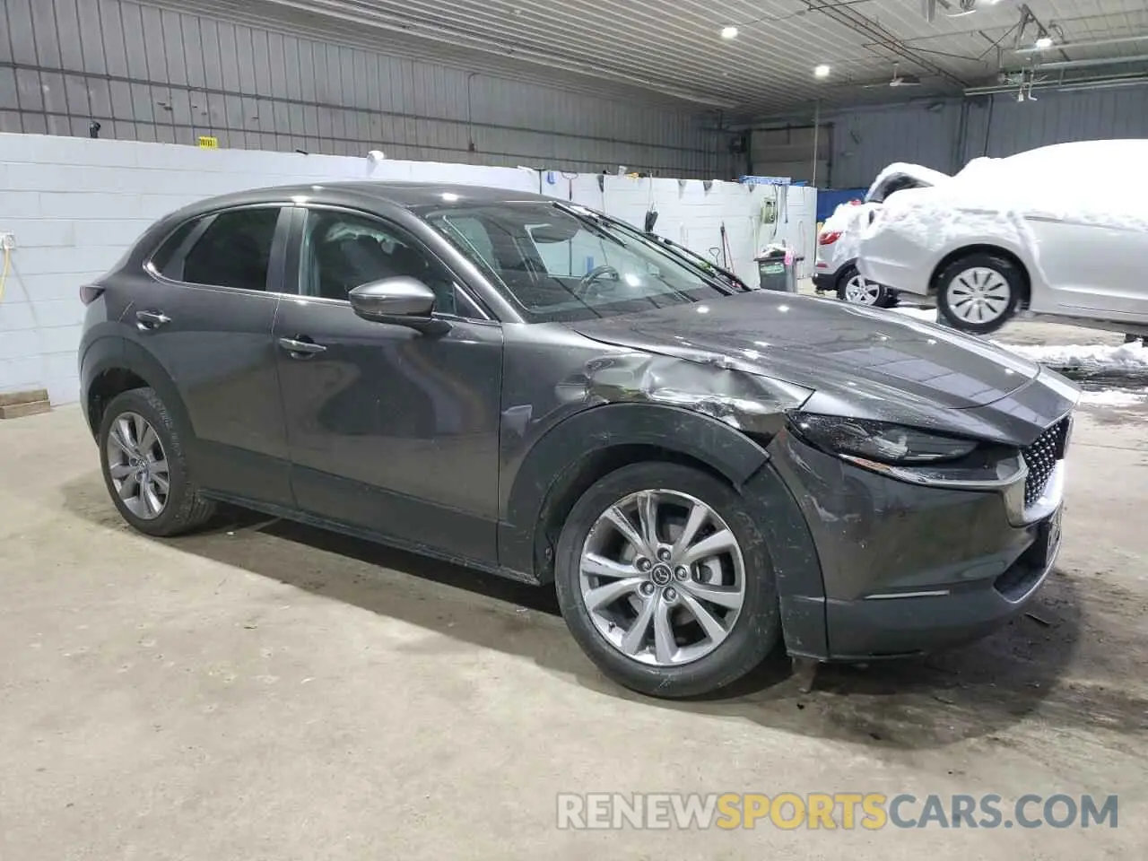 4 fotografías del automóvil dañado 3MVDMBCLXMM272483 MAZDA CX30 2021