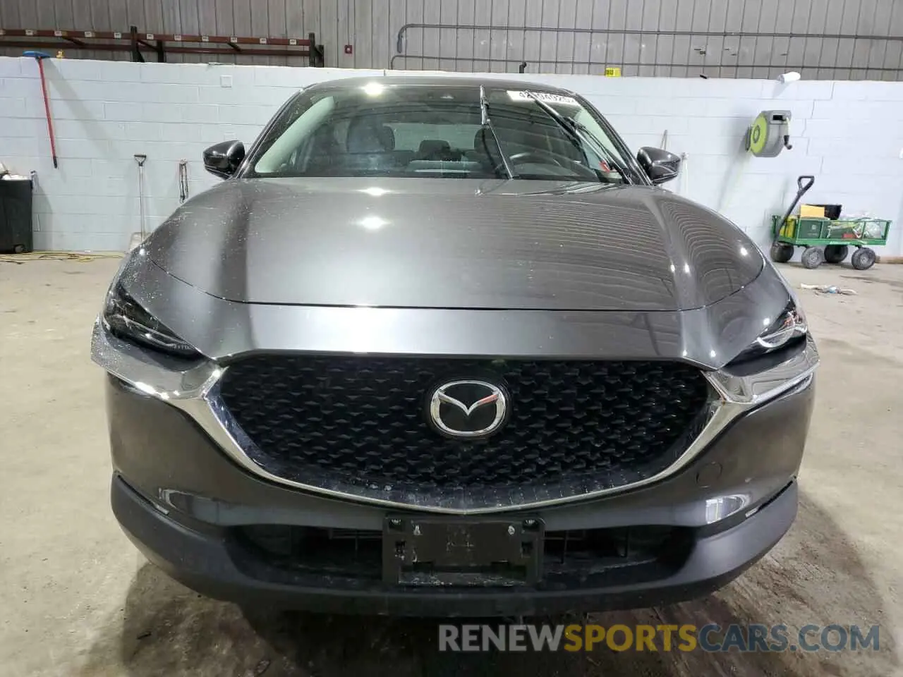 5 fotografías del automóvil dañado 3MVDMBCLXMM272483 MAZDA CX30 2021