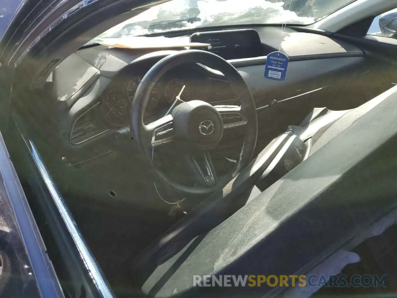 8 fotografías del automóvil dañado 3MVDMBDL1MM316515 MAZDA CX30 2021