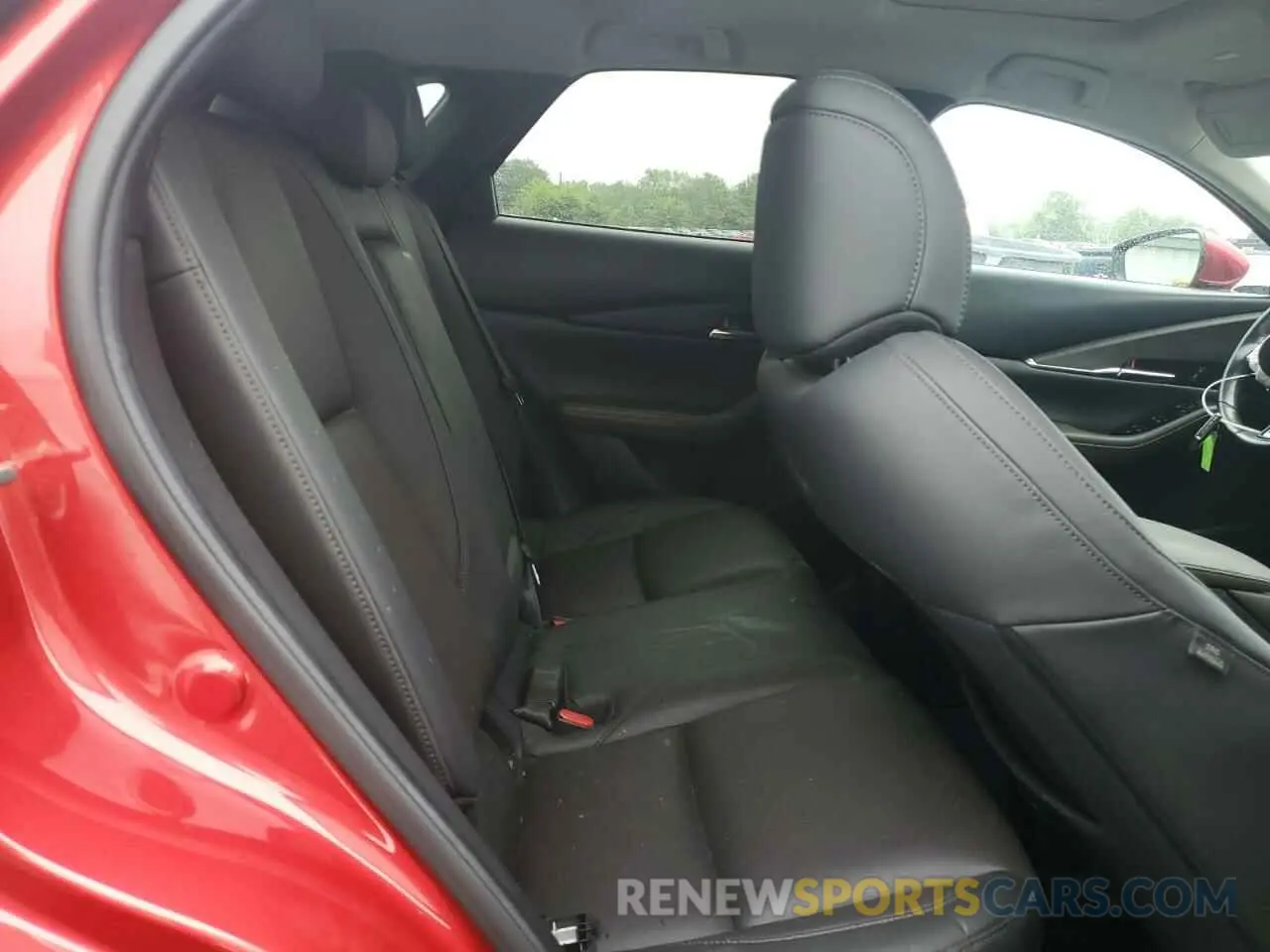 10 fotografías del automóvil dañado 3MVDMBDL5MM212318 MAZDA CX30 2021