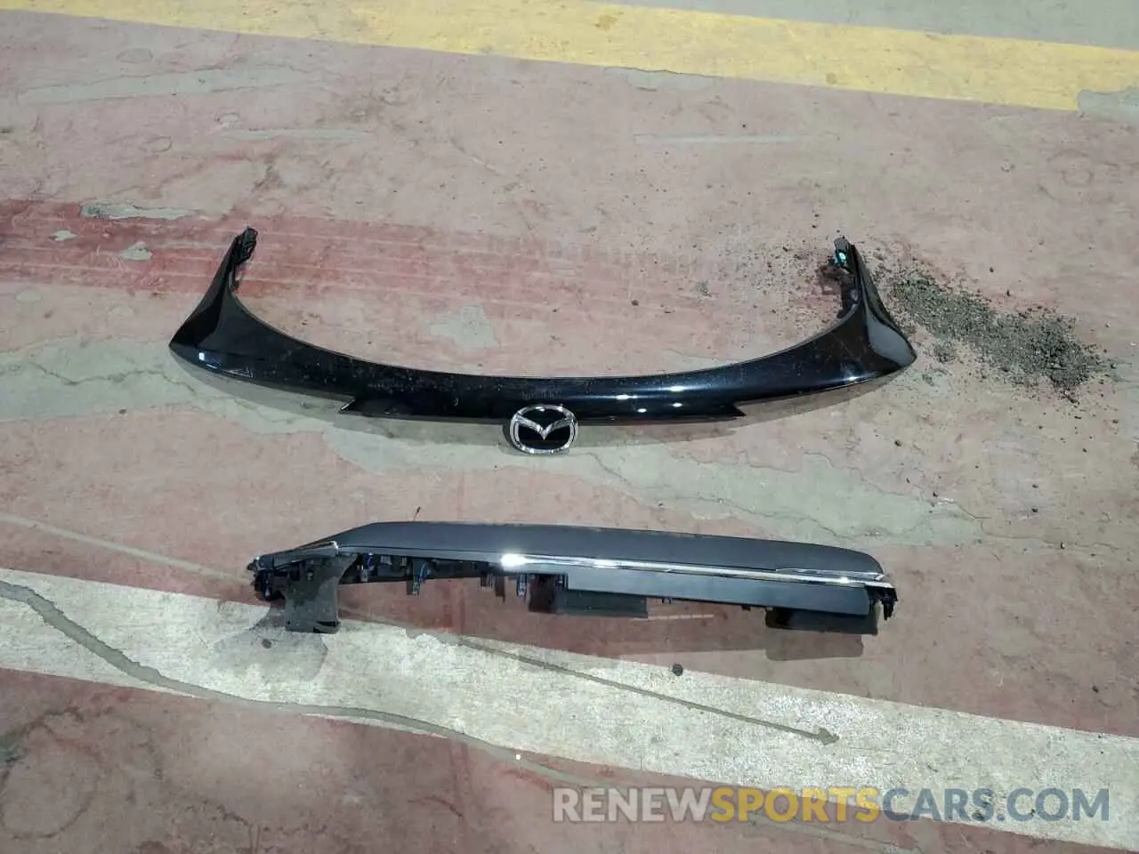 13 fotografías del automóvil dañado 3MVDMBDL7MM300416 MAZDA CX30 2021