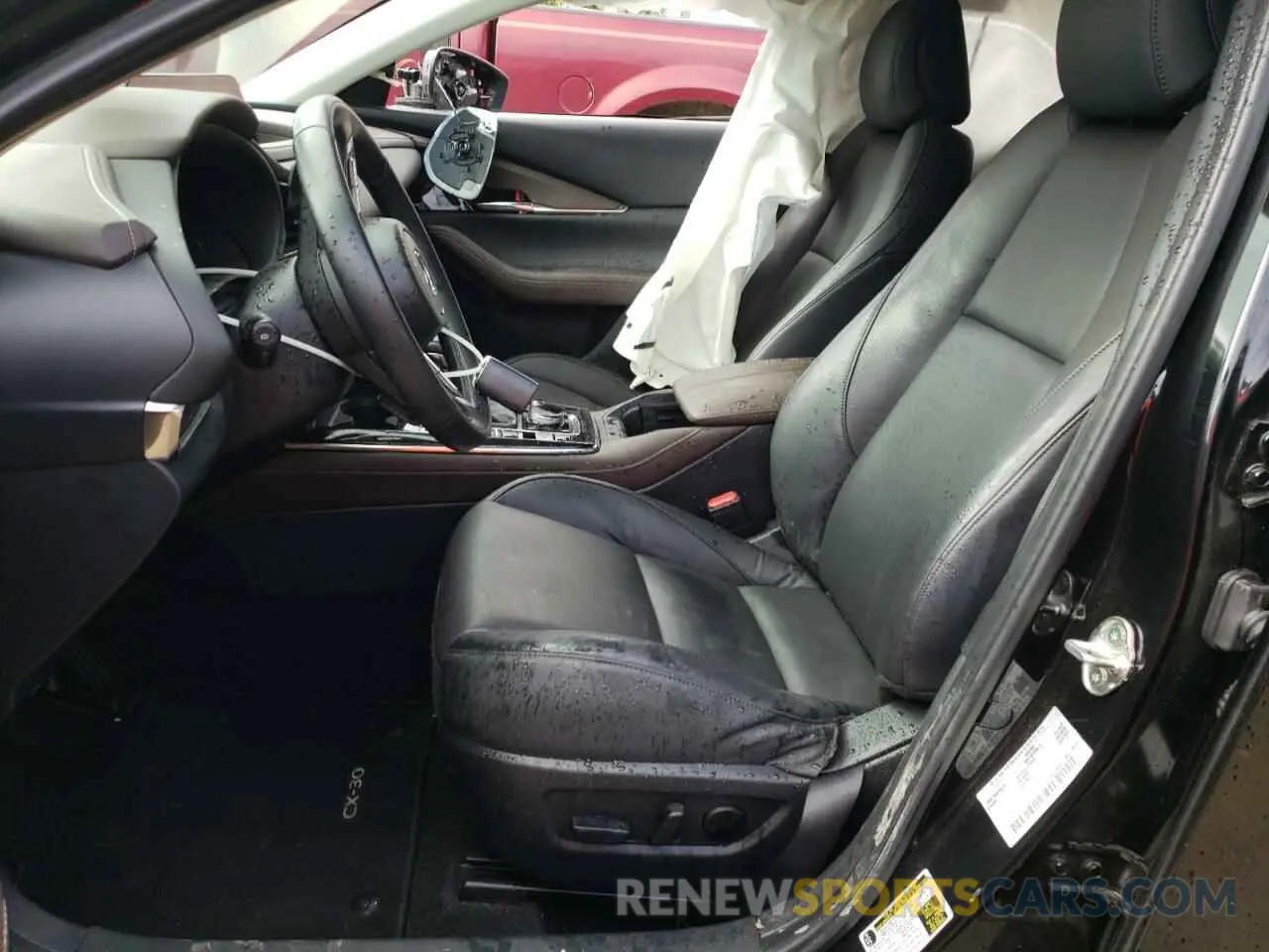 7 fotografías del automóvil dañado 3MVDMBDLXMM305142 MAZDA CX30 2021