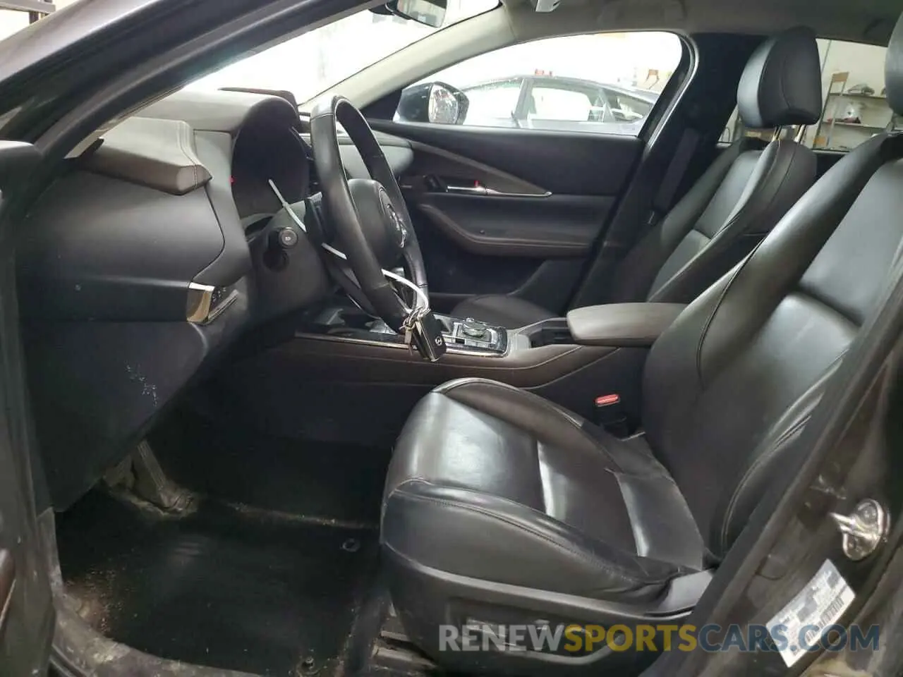 7 fotografías del automóvil dañado 3MVDMBEY8MM230287 MAZDA CX30 2021
