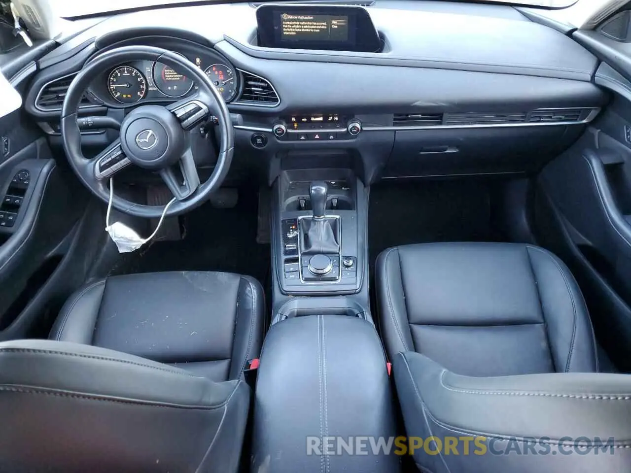 8 fotografías del automóvil dañado 3MVDMBBL6NM400737 MAZDA CX30 2022