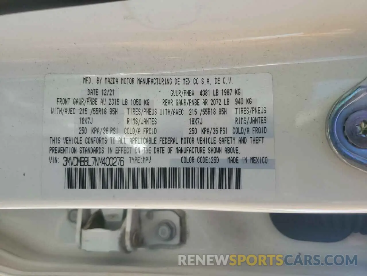 12 fotografías del automóvil dañado 3MVDMBBL7NM400276 MAZDA CX30 2022