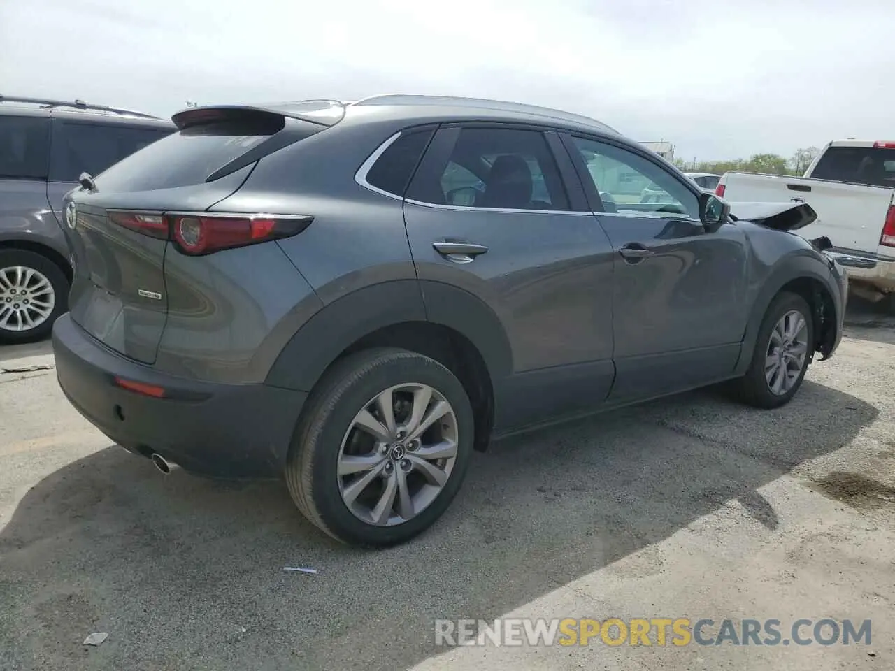 3 fotografías del automóvil dañado 3MVDMBCL2NM440795 MAZDA CX30 2022
