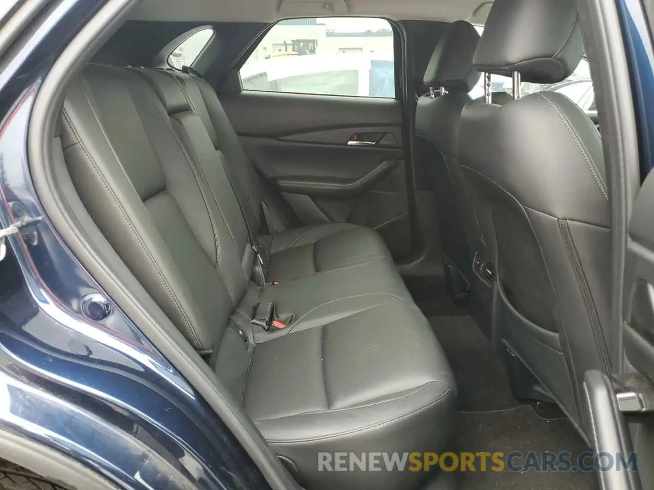11 fotografías del automóvil dañado 3MVDMBCL4NM450891 MAZDA CX30 2022