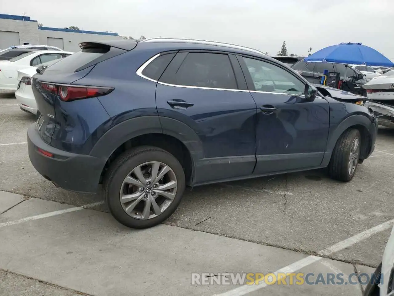 3 fotografías del automóvil dañado 3MVDMBCL4NM450891 MAZDA CX30 2022