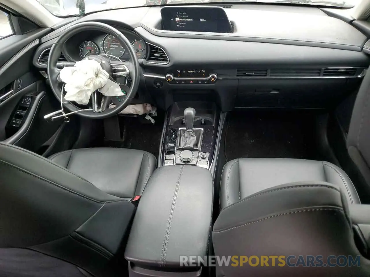 8 fotografías del automóvil dañado 3MVDMBCL4NM450891 MAZDA CX30 2022