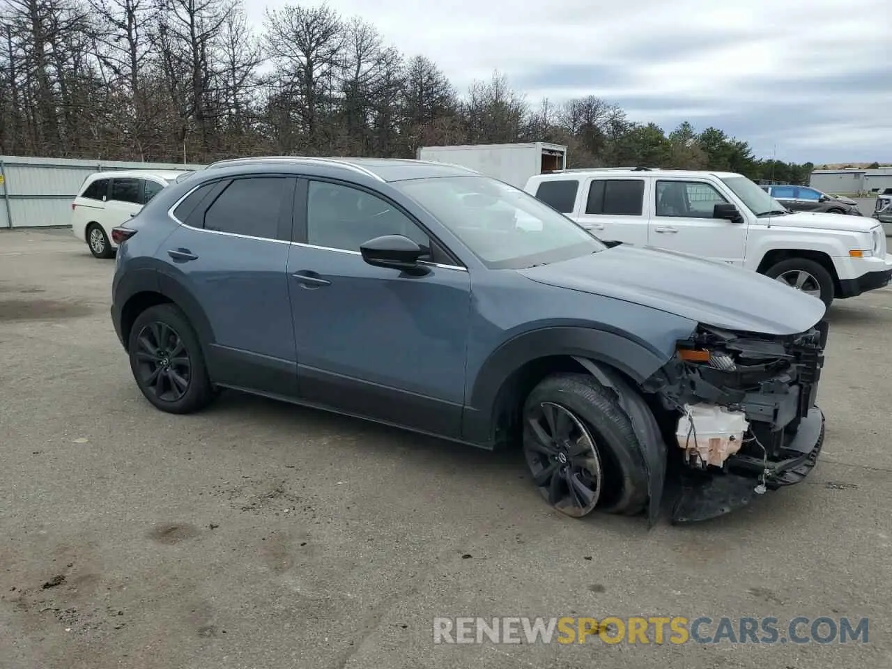 4 fotografías del automóvil dañado 3MVDMBCL6NM411302 MAZDA CX30 2022