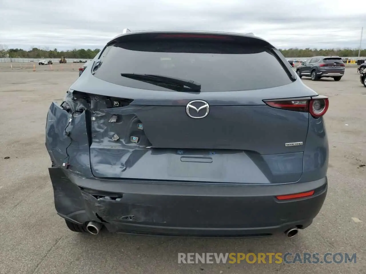 6 fotografías del automóvil dañado 3MVDMBCL6NM411302 MAZDA CX30 2022