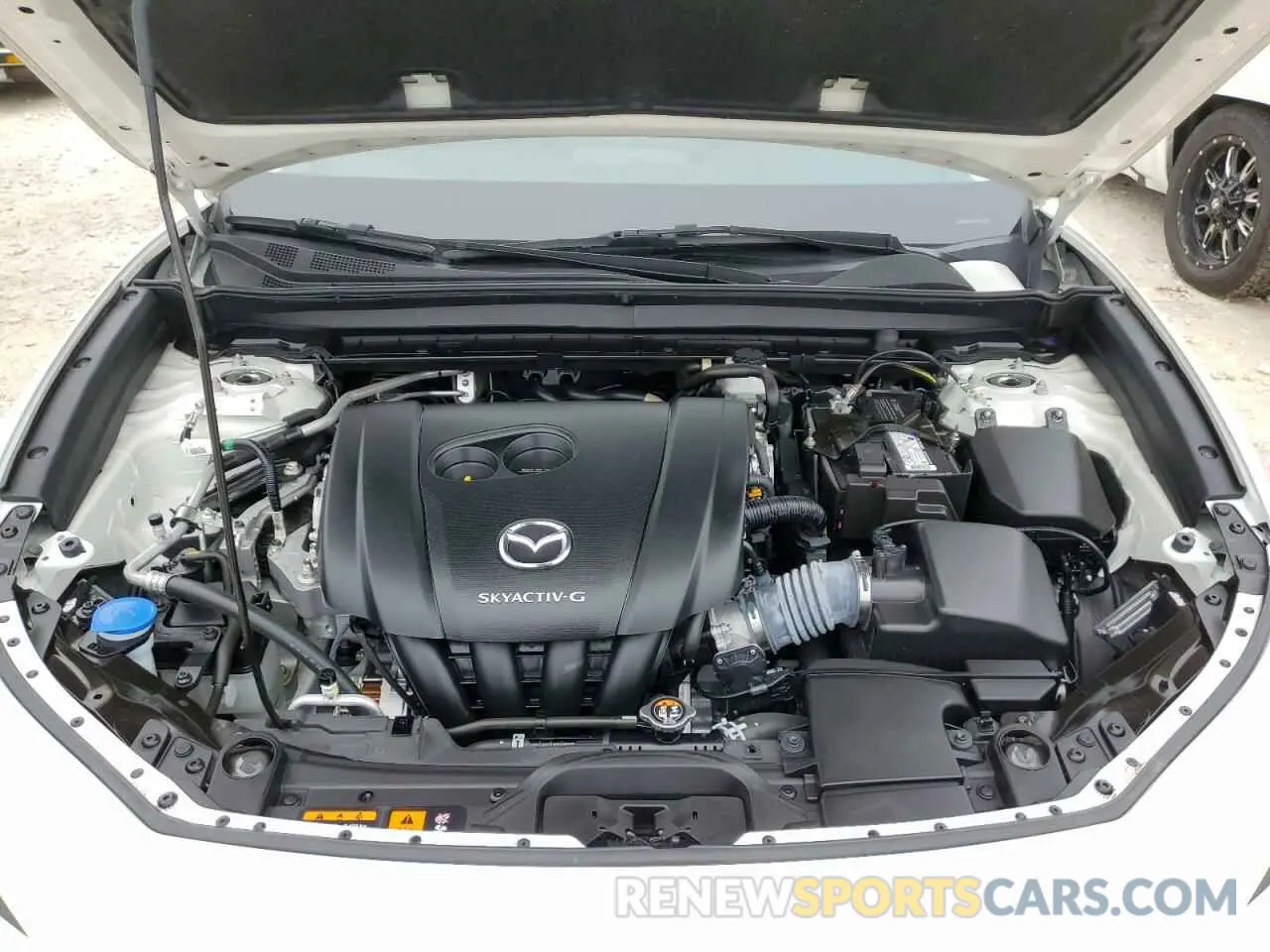 12 fotografías del automóvil dañado 3MVDMBCL6NM432960 MAZDA CX30 2022