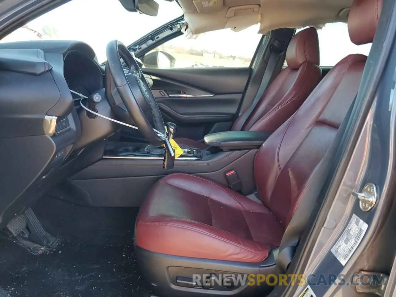 7 fotografías del automóvil dañado 3MVDMBCL7NM413124 MAZDA CX30 2022