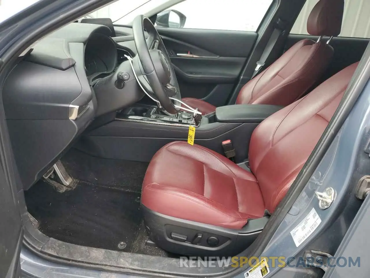 7 fotografías del automóvil dañado 3MVDMBCL9NM423198 MAZDA CX30 2022