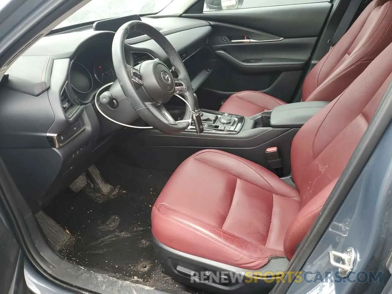 7 fotografías del automóvil dañado 3MVDMBCLXNM428913 MAZDA CX30 2022