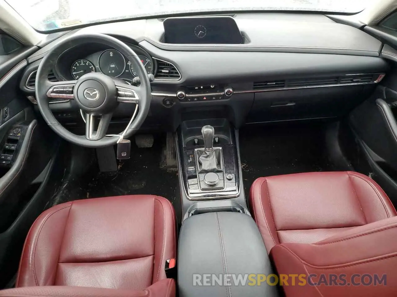 8 fotografías del automóvil dañado 3MVDMBCLXNM428913 MAZDA CX30 2022
