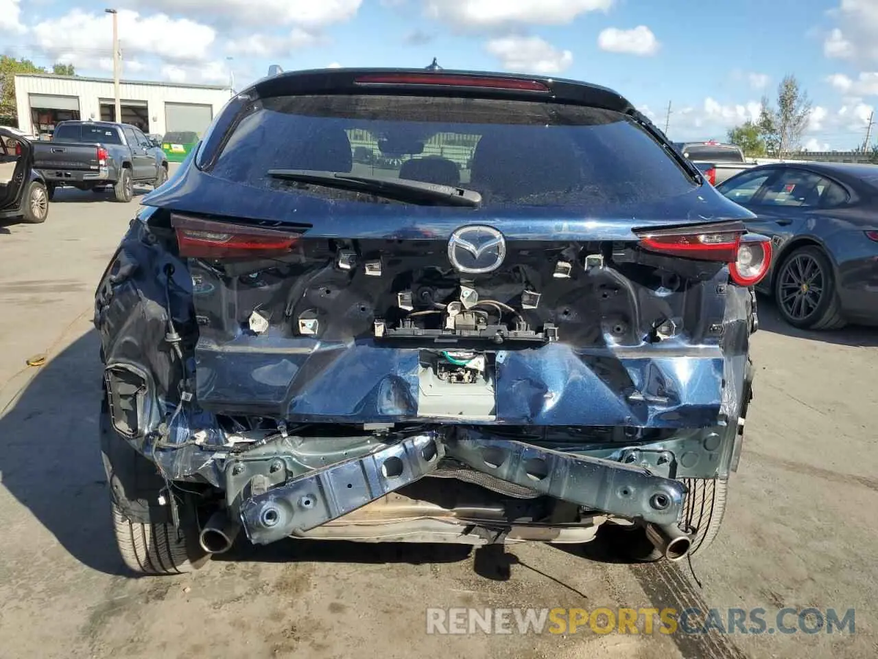 6 fotografías del automóvil dañado 3MVDMBDL6NM403456 MAZDA CX30 2022