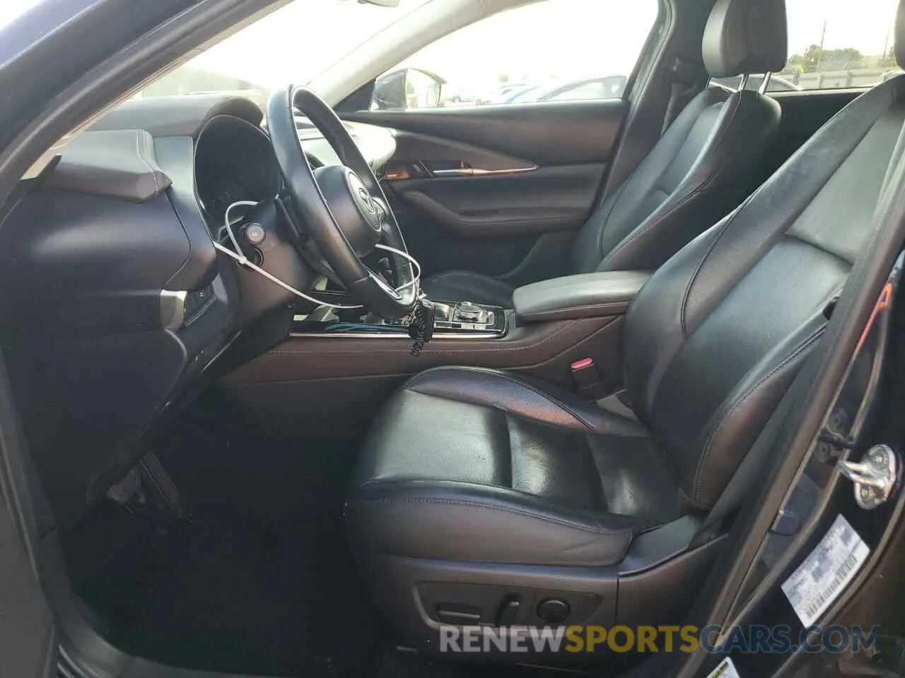 7 fotografías del automóvil dañado 3MVDMBDL6NM403456 MAZDA CX30 2022