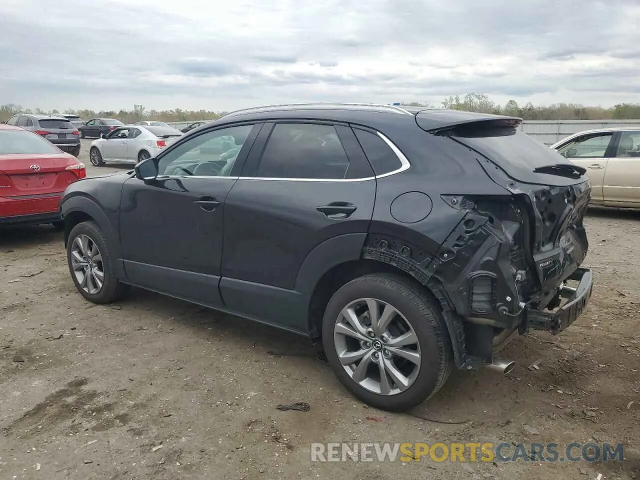 2 fotografías del automóvil dañado 3MVDMBDL8NM448897 MAZDA CX30 2022