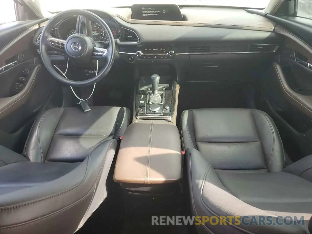 8 fotografías del automóvil dañado 3MVDMBDL9NM433759 MAZDA CX30 2022