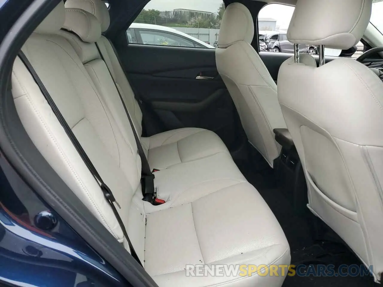 10 fotografías del automóvil dañado 3MVDMBDY1NM446064 MAZDA CX30 2022