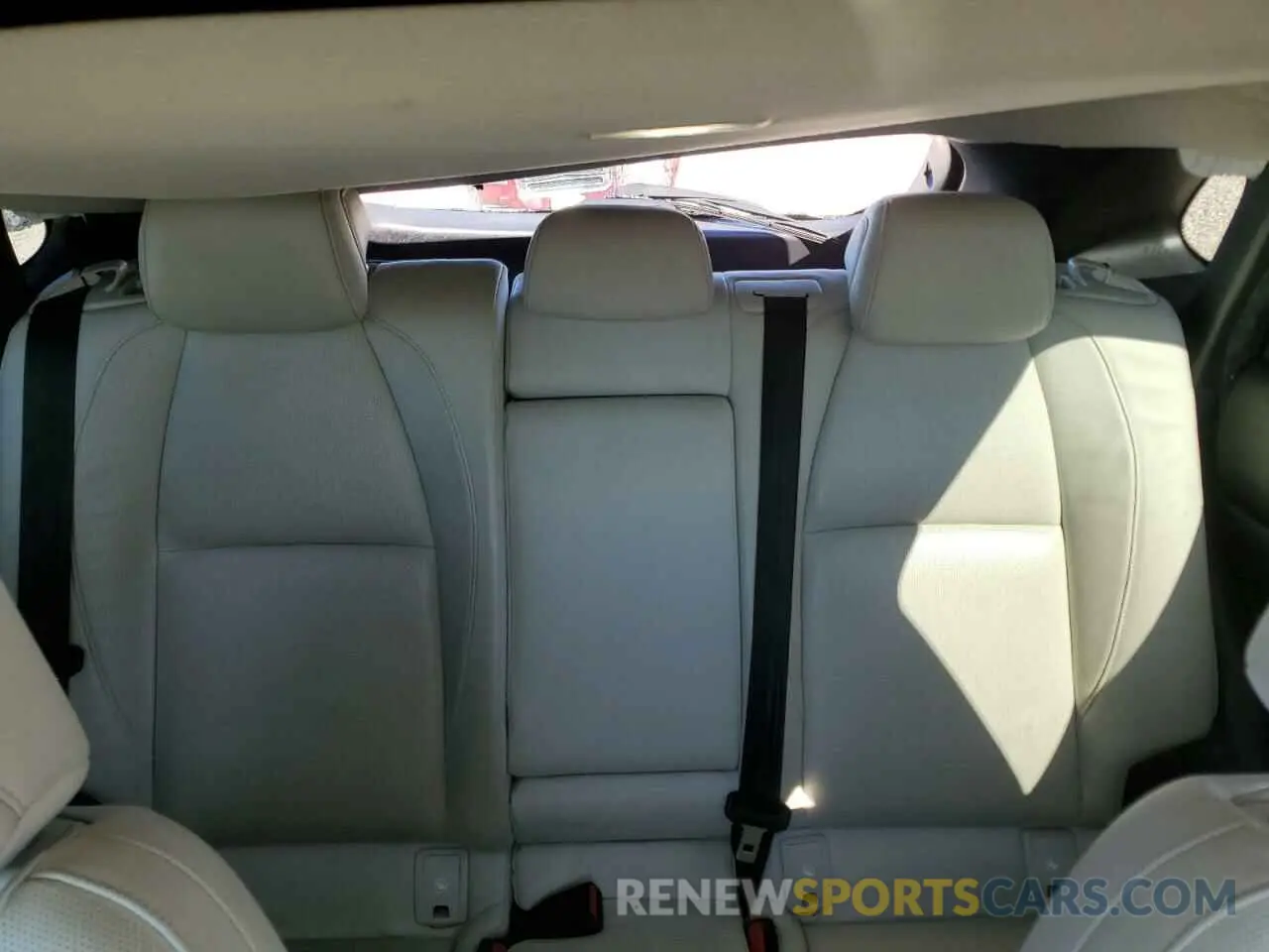 10 fotografías del automóvil dañado 3MVDMBDY9NM419016 MAZDA CX30 2022