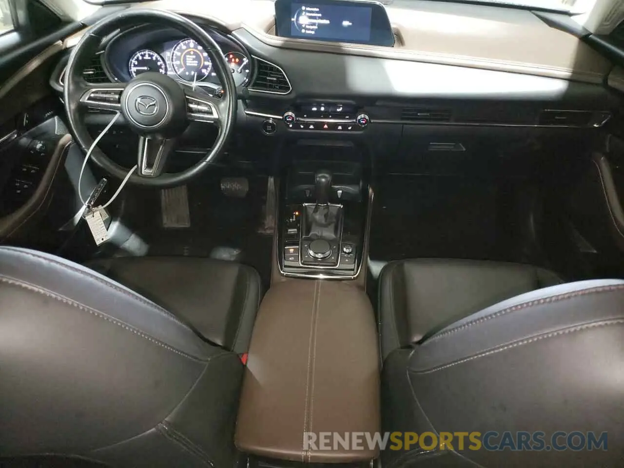 8 fotografías del automóvil dañado 3MVDMBEY5NM448012 MAZDA CX30 2022