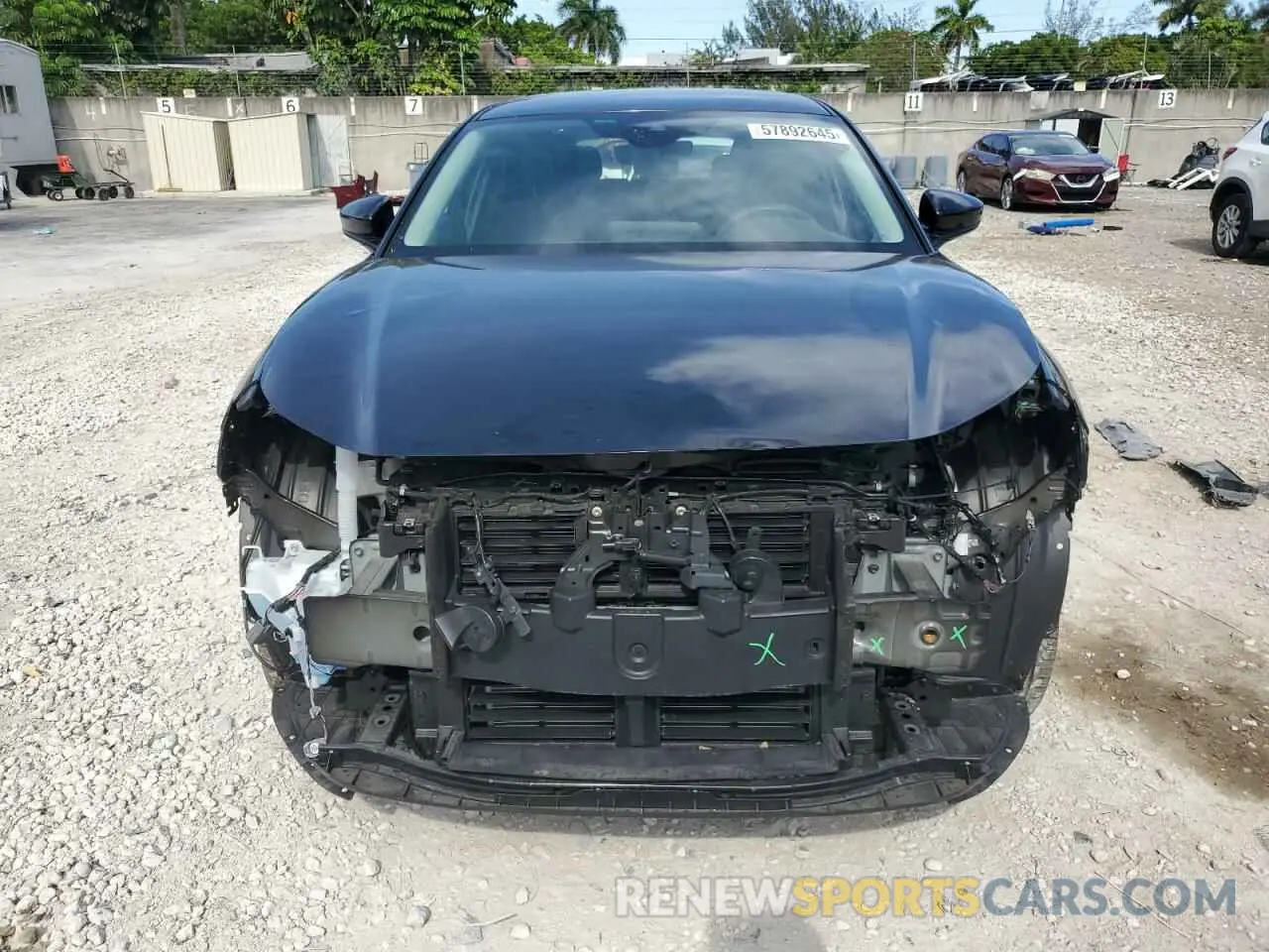 5 fotografías del automóvil dañado 3MVDMBAM1PM537694 MAZDA CX30 2023