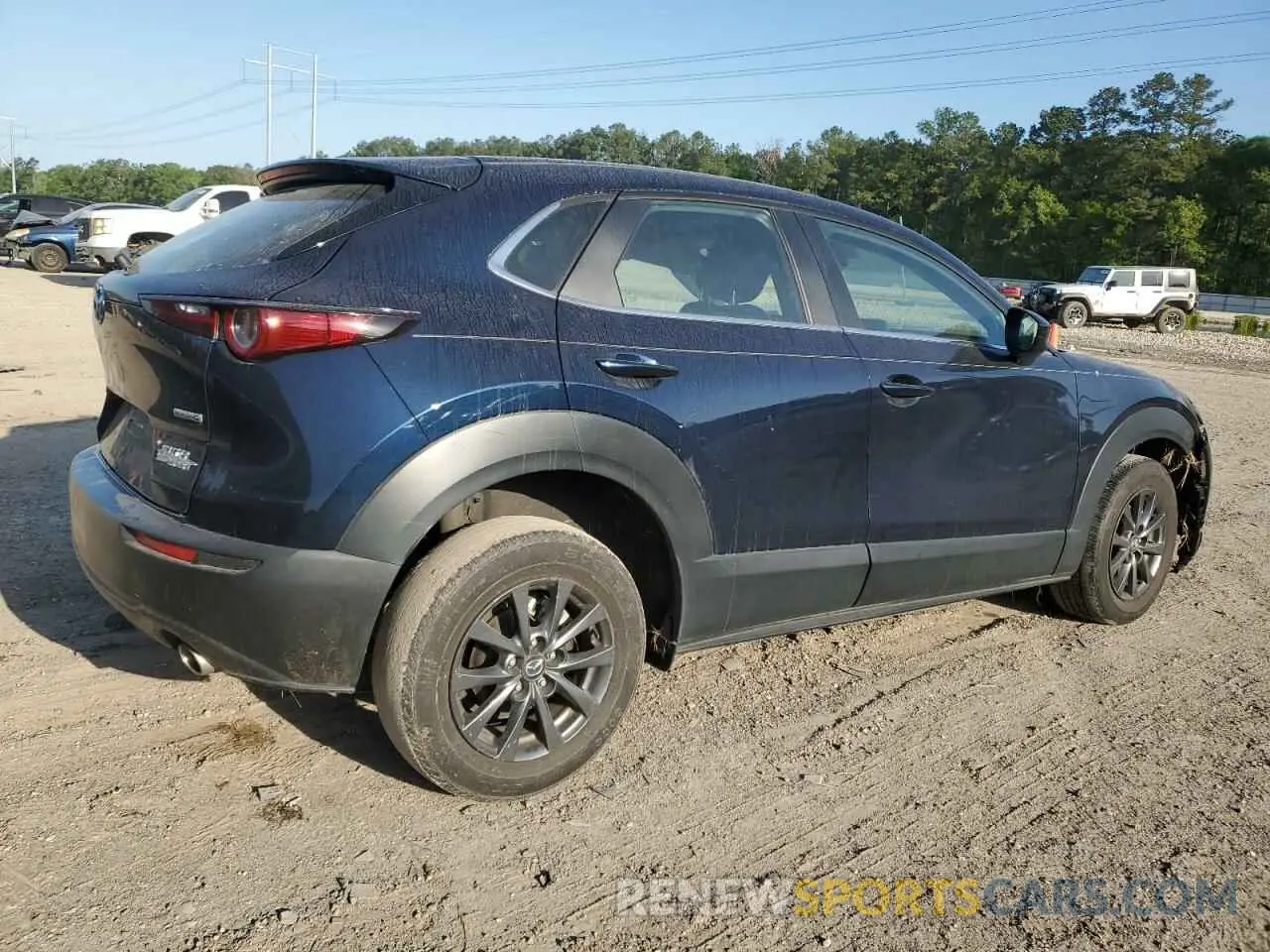 3 fotografías del automóvil dañado 3MVDMBAM1PM566211 MAZDA CX30 2023