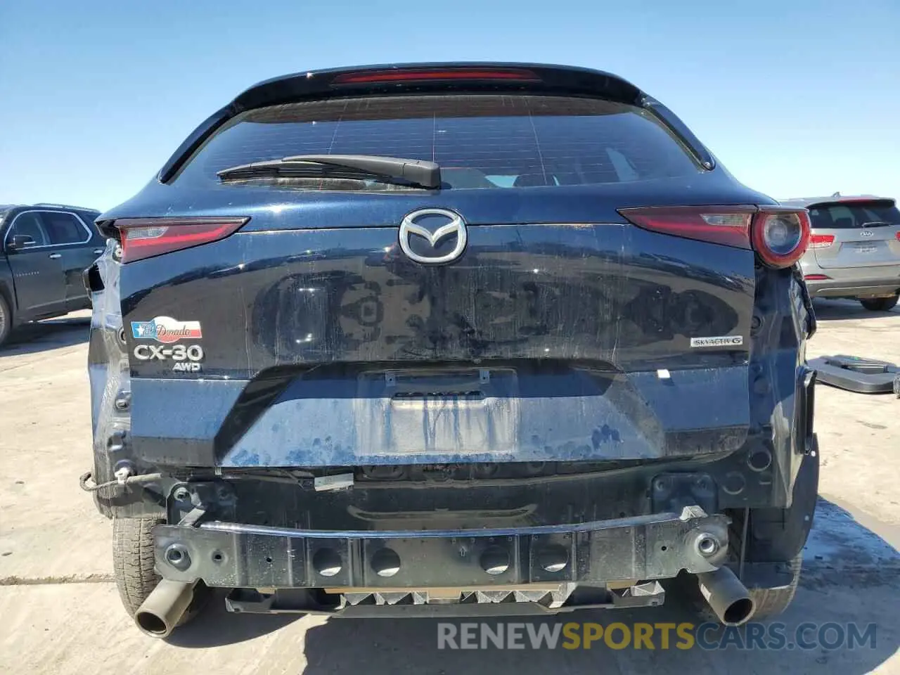 6 fotografías del automóvil dañado 3MVDMBAM4PM579728 MAZDA CX30 2023