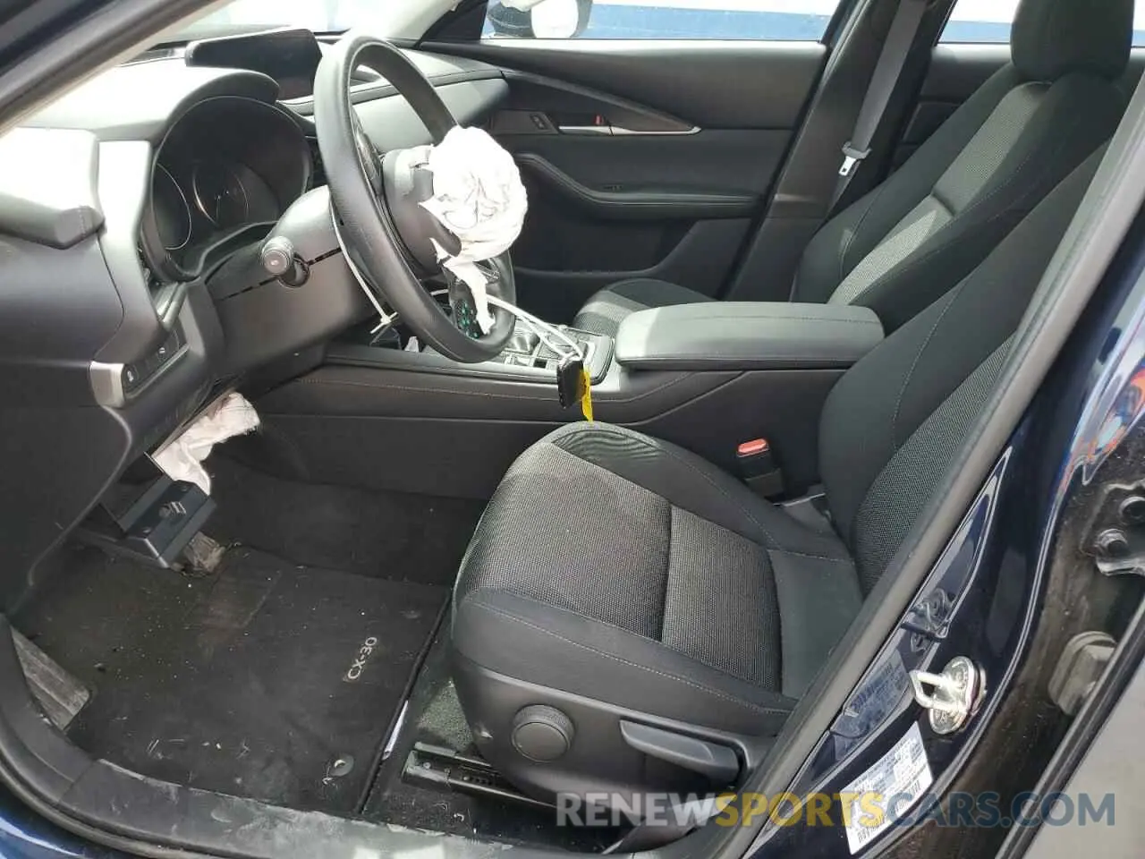 7 fotografías del automóvil dañado 3MVDMBAM4PM586047 MAZDA CX30 2023