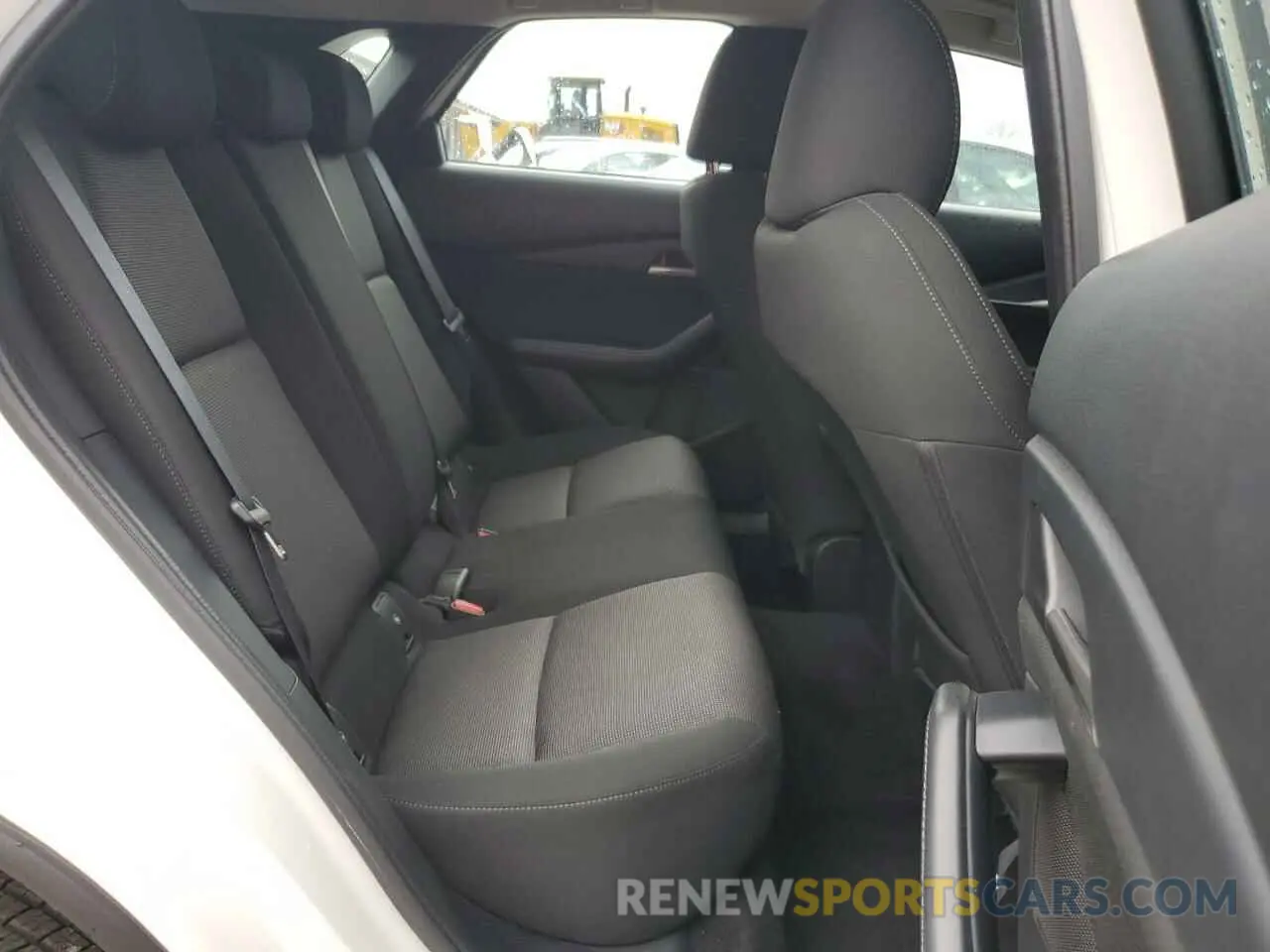 11 fotografías del automóvil dañado 3MVDMBAM8PM523288 MAZDA CX30 2023