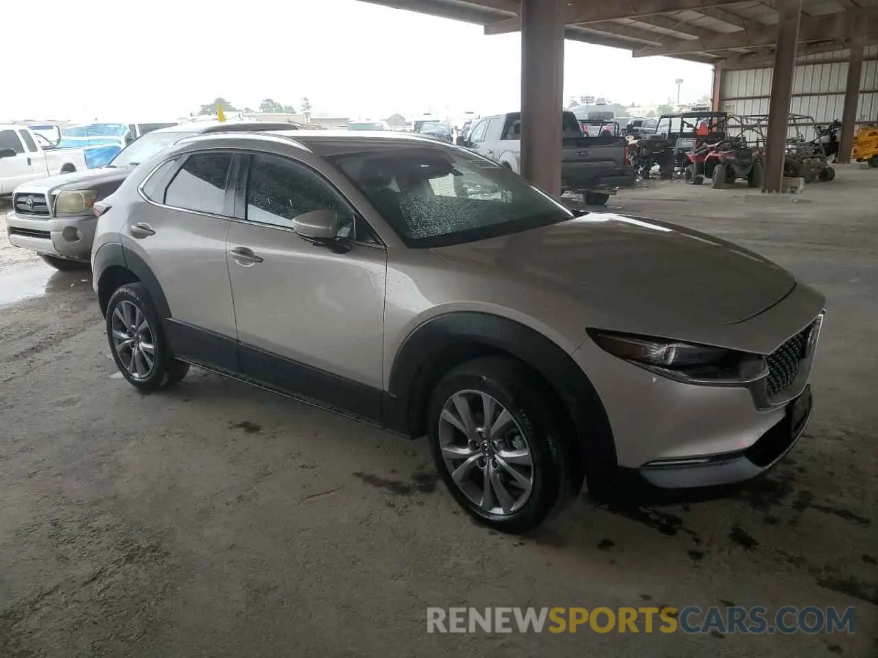 4 fotografías del automóvil dañado 3MVDMBBM2PM559542 MAZDA CX30 2023