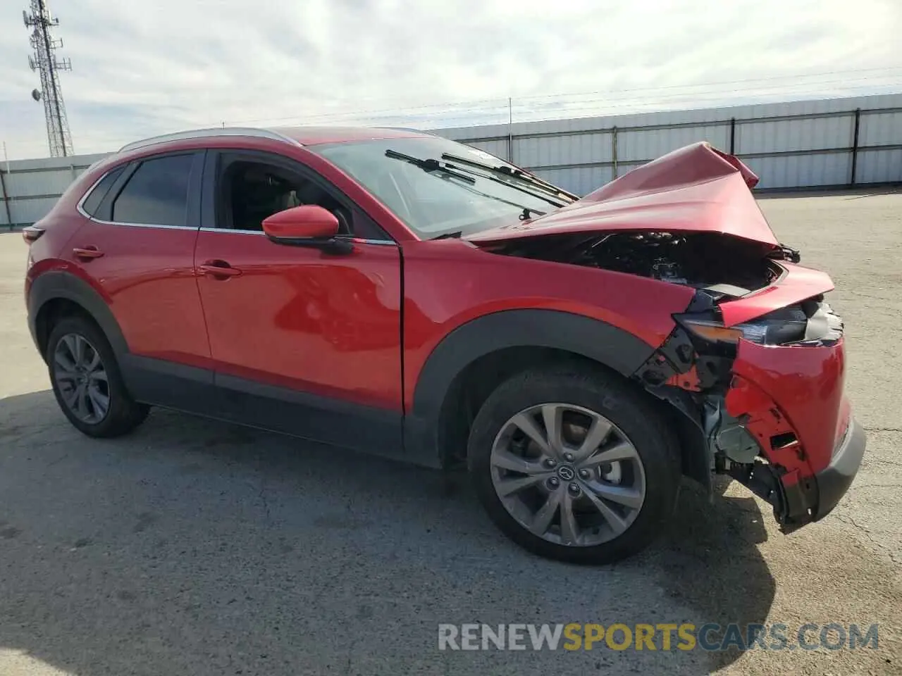 4 fotografías del automóvil dañado 3MVDMBBM4PM526302 MAZDA CX30 2023