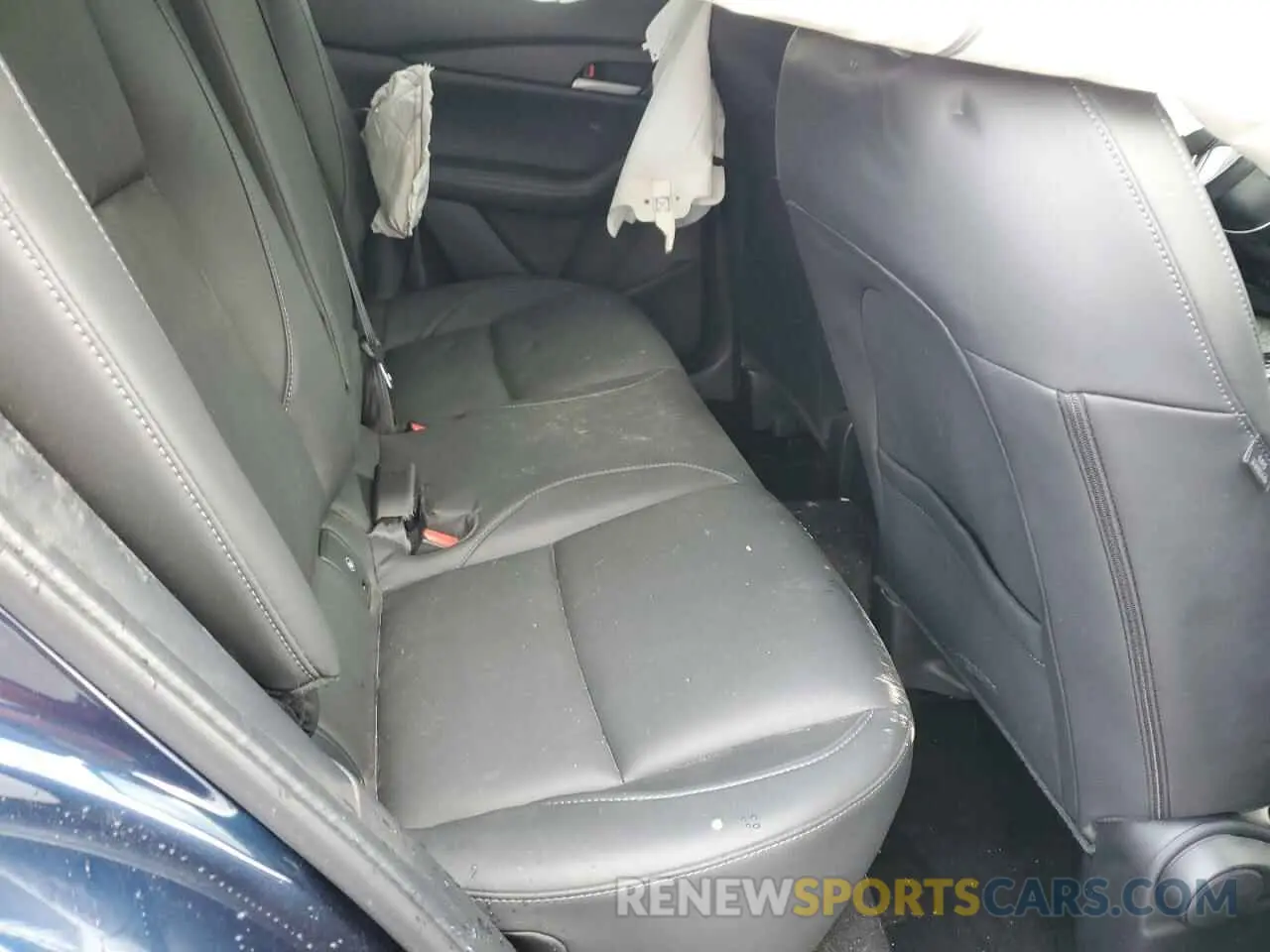 10 fotografías del automóvil dañado 3MVDMBBM5PM541679 MAZDA CX30 2023