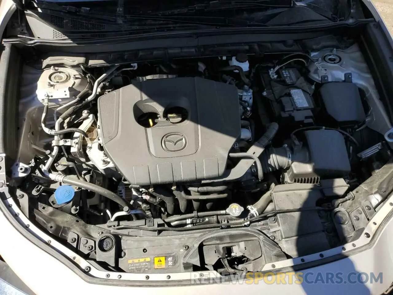 11 fotografías del automóvil dañado 3MVDMBBM8PM571503 MAZDA CX30 2023